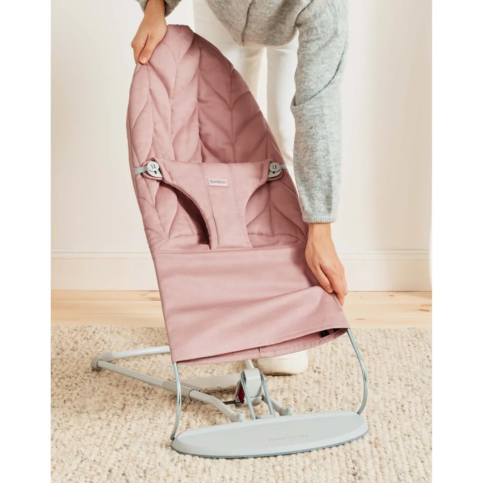 Bouncer Bliss Cotton Petal Quilt - Dusty Pink