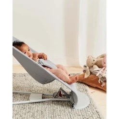 Bouncer Bliss Woven Petal Quilt - Light Grey