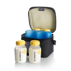 Cooler Bag with 4 Breastmilk bottles 150ml