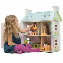 Daisylane Mayberry Manor Doll House