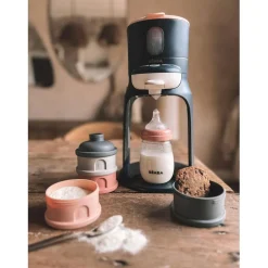 Formula and Snack Container VARIOUS COLOURS