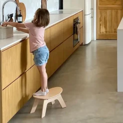 Hiro Stool