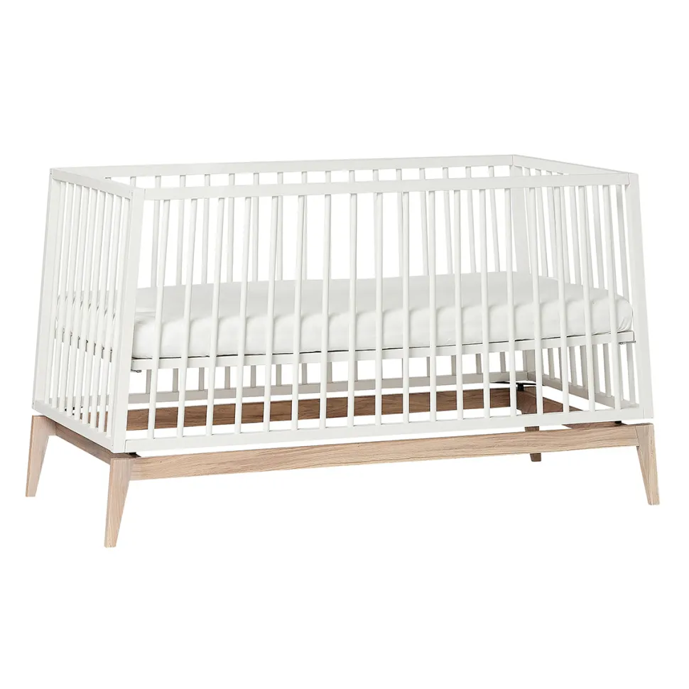 Leander Luna Cot