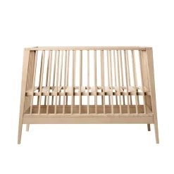Linea by Leander Cot