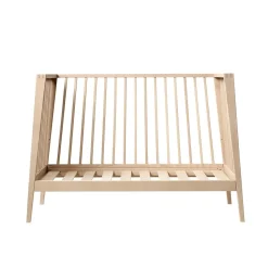 Linea by Leander Cot