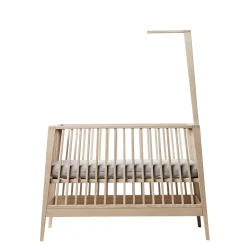 Linea by Leander Cot
