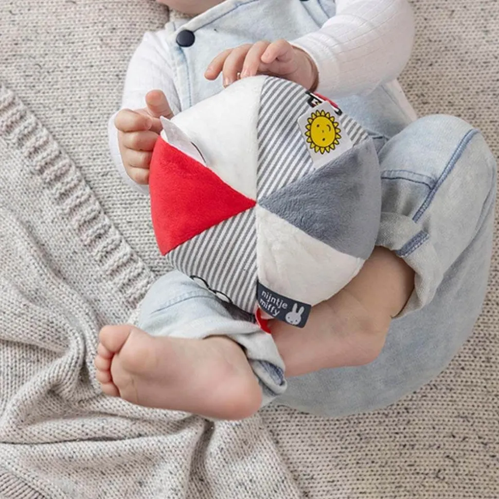 Miffy Fun At Sea Activity Ball