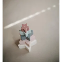 Nesting Star Toy