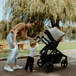 Oscar M2 Pram VARIOUS COLOURS