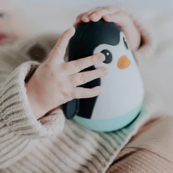 Penguin Wobble - Black