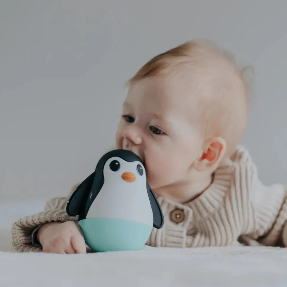 Penguin Wobble - Black