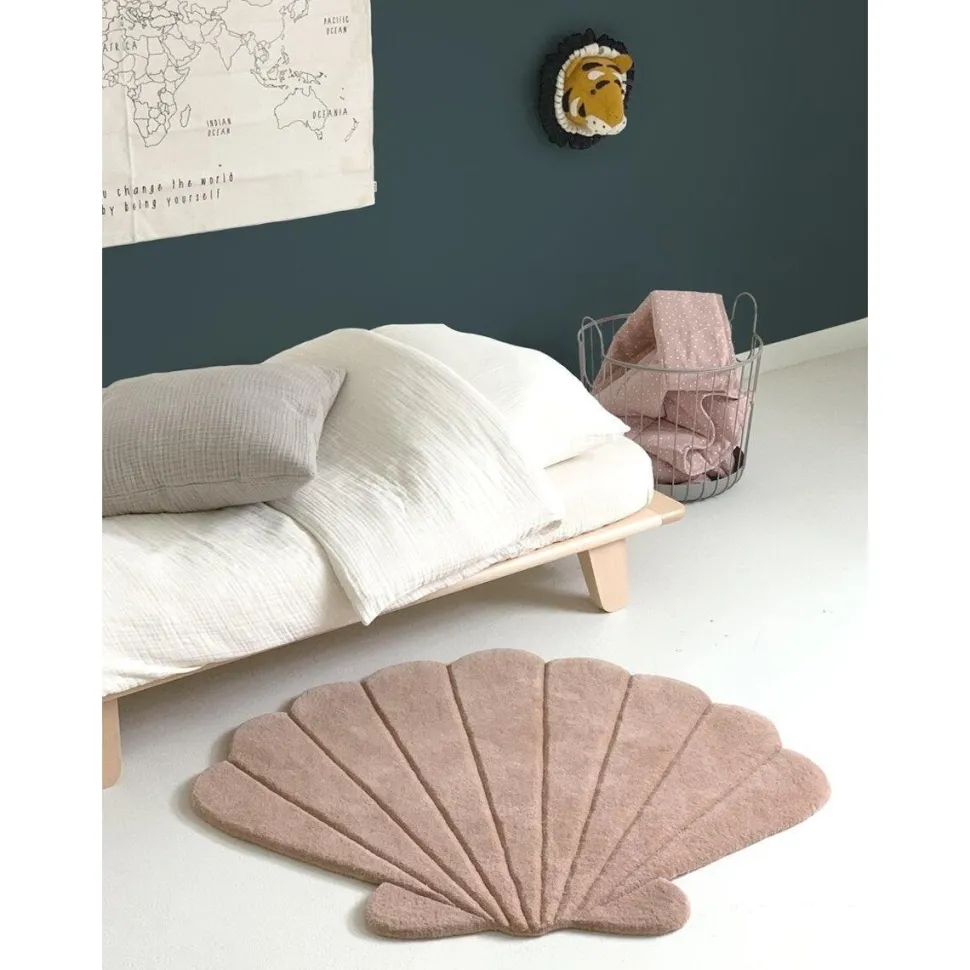 Shell Rug