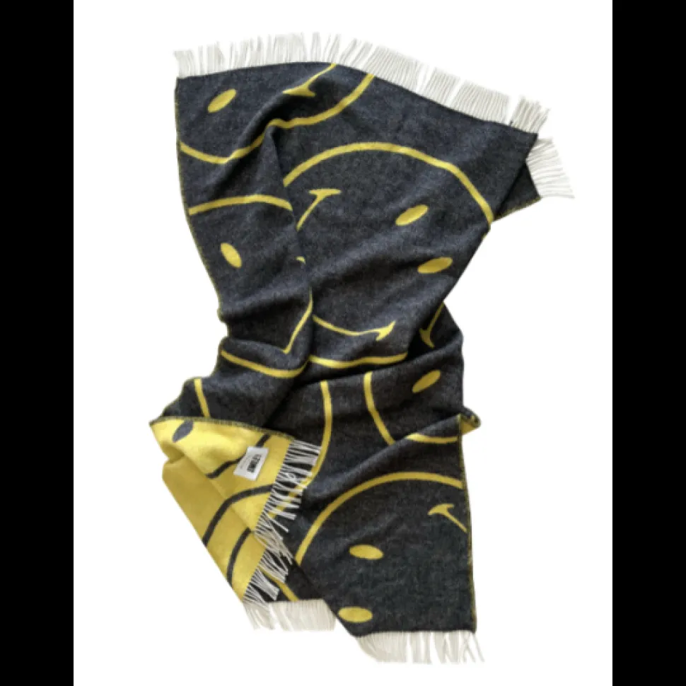 Smiley Blanket VARIOUS COLOURS PRE ORDER JULY